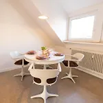 Seerose - W14, Zentral In Bahnhofsnaehe, Kueche, 3 Schlafzimmer * Ουλμ