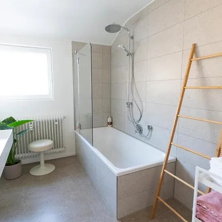 Seerose - W14, Zentral In Bahnhofsnaehe, Kueche, 3 Schlafzimmer * 乌尔姆