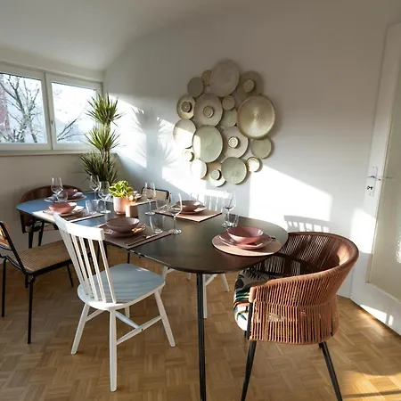 Seerose - W14, Zentral In Bahnhofsnaehe, Kueche, 3 Schlafzimmer * Ουλμ
