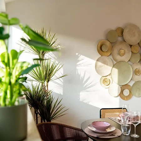 Seerose - W14, Zentral In Bahnhofsnaehe, Kueche, 3 Schlafzimmer *